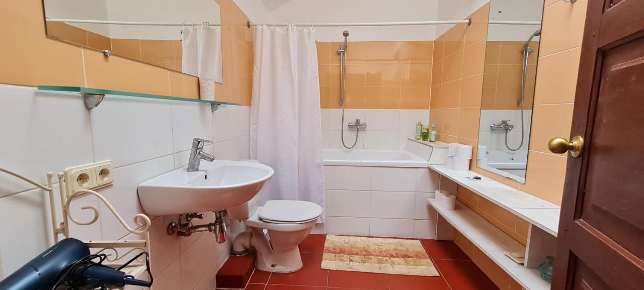 Regina House- Sv. Mikalojaus 13 Apartment Vilnius Bagian luar foto
